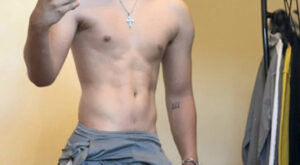 Singlet Boner Selfie